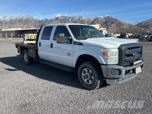 Ford F-250 Φορτηγά Kαρότσα με ανοιγόμενα πλαϊνά