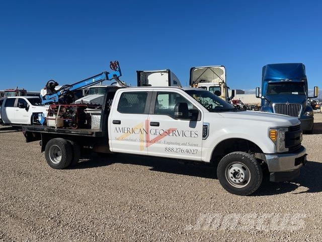 Ford F-350 Κινητά φορτηγά γεωτρήσεων