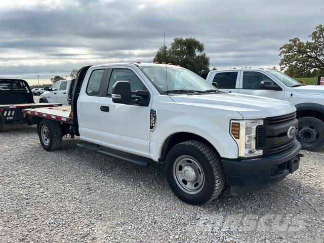 Ford F-350 Φορτηγά Kαρότσα με ανοιγόμενα πλαϊνά