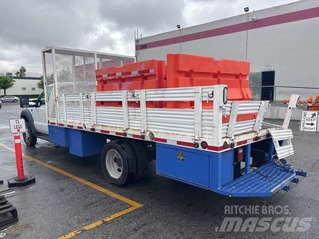 Ford F-450 Φορτηγά Kαρότσα με ανοιγόμενα πλαϊνά