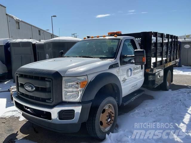 Ford F-550 Φορτηγά Kαρότσα με ανοιγόμενα πλαϊνά