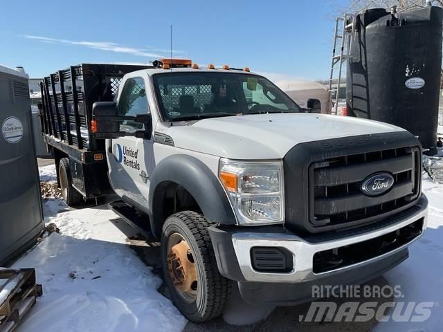 Ford F-550 Φορτηγά Kαρότσα με ανοιγόμενα πλαϊνά