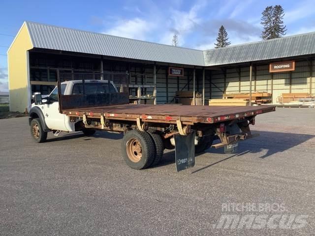 Ford F-550 Φορτηγά Kαρότσα με ανοιγόμενα πλαϊνά