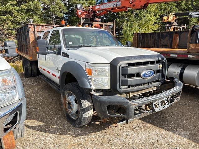 Ford F-550 Φορτηγά Kαρότσα με ανοιγόμενα πλαϊνά