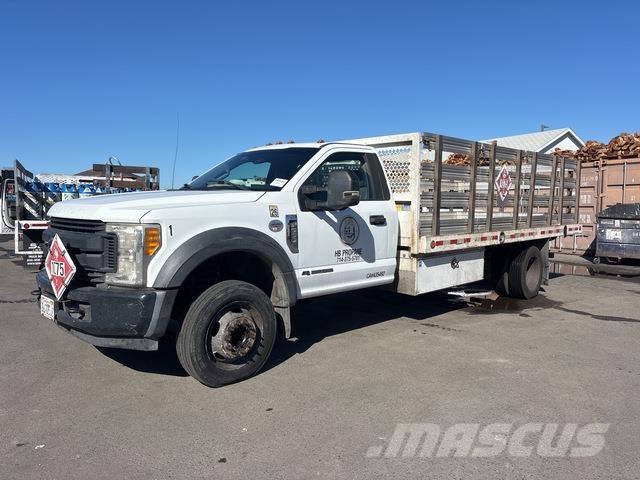 Ford F-550 Φορτηγά Kαρότσα με ανοιγόμενα πλαϊνά