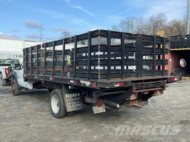 Ford F-550 Φορτηγά Kαρότσα με ανοιγόμενα πλαϊνά