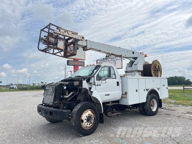 Ford F-650 Εναέριες πλατφόρμες τοποθετημένες σε φορτηγό