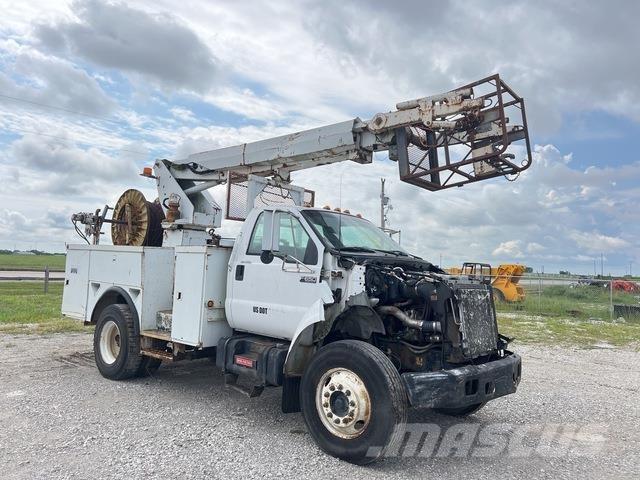 Ford F-650 Εναέριες πλατφόρμες τοποθετημένες σε φορτηγό