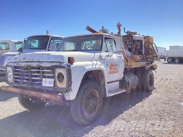 Ford F-700 Κινητά φορτηγά γεωτρήσεων