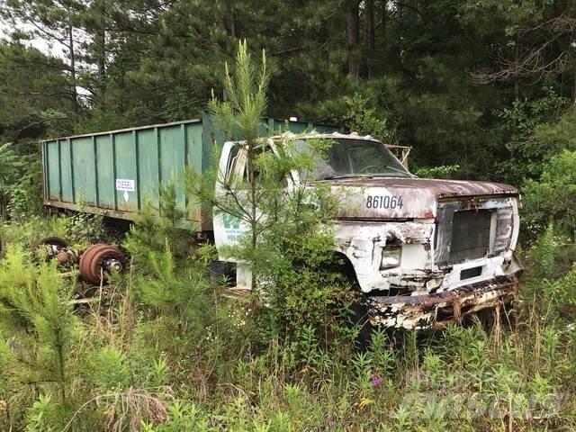 Ford F-700 Φορτηγά Ανατροπή