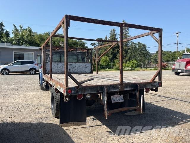 Ford F-700 Φορτηγά Kαρότσα με ανοιγόμενα πλαϊνά