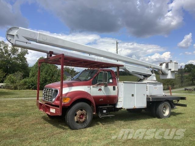 Ford F-750 Εναέριες πλατφόρμες τοποθετημένες σε φορτηγό