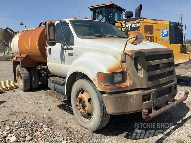 Ford F-750 Βυτία νερού