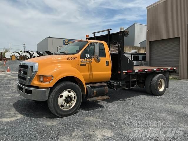 Ford F-750 Φορτηγά Kαρότσα με ανοιγόμενα πλαϊνά