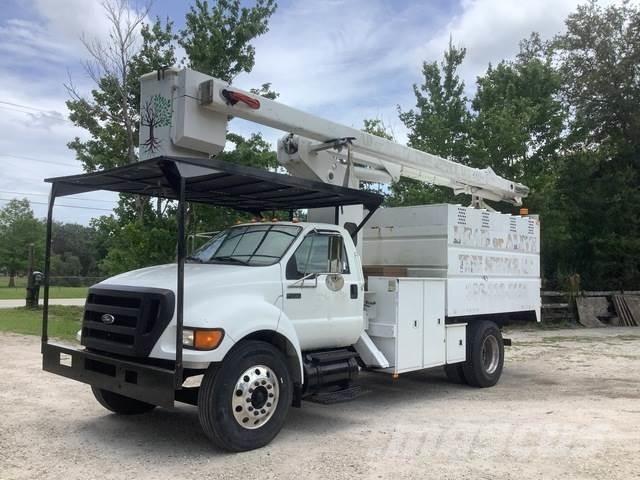 Ford F-750 Εναέριες πλατφόρμες τοποθετημένες σε φορτηγό