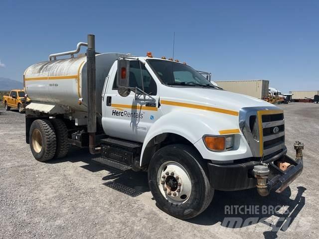 Ford F-750 Βυτία νερού