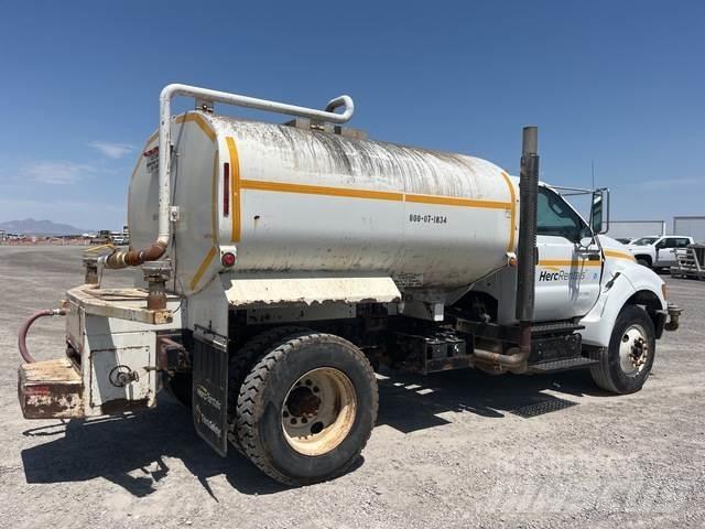 Ford F-750 Βυτία νερού