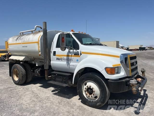 Ford F-750 Βυτία νερού