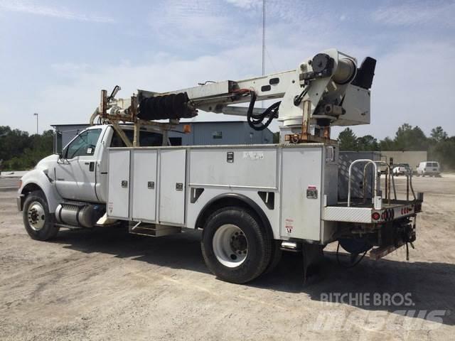Ford F-750 Κινητά φορτηγά γεωτρήσεων