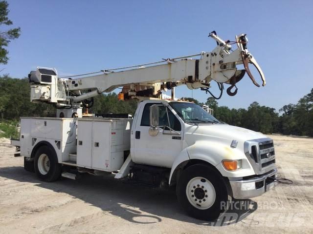 Ford F-750 Κινητά φορτηγά γεωτρήσεων
