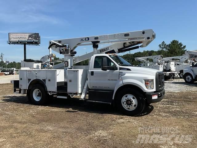 Ford F-750 Εναέριες πλατφόρμες τοποθετημένες σε φορτηγό