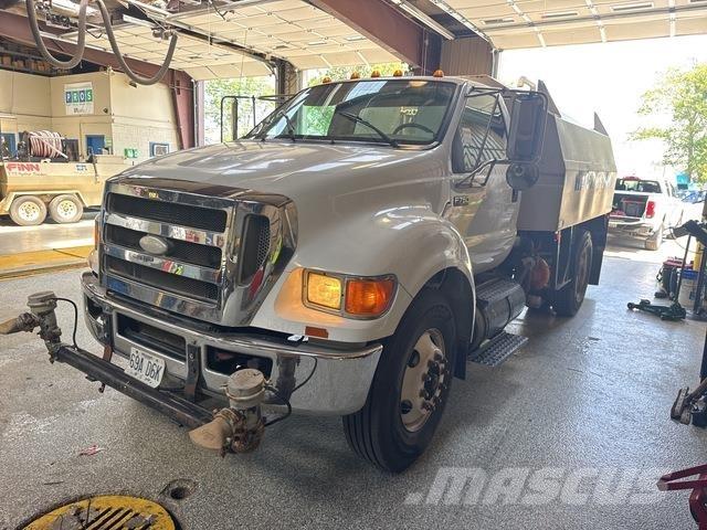 Ford F-750 Βυτία νερού