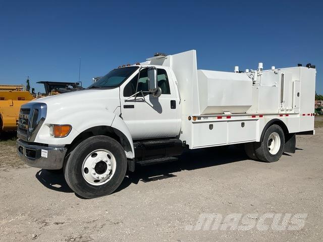 Ford F-750 Βυτιοφόρα φορτηγά