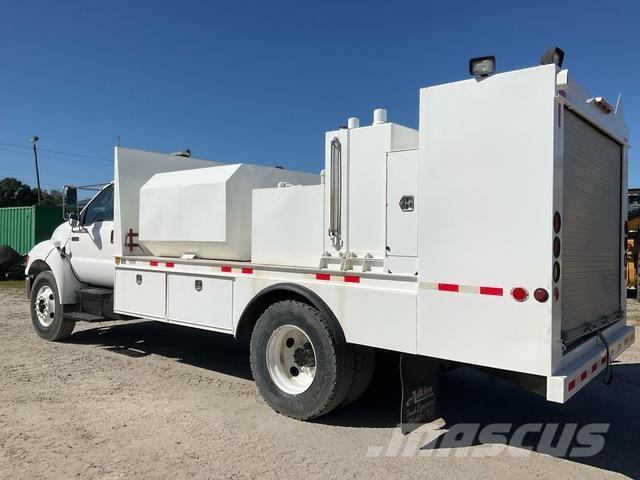 Ford F-750 Βυτιοφόρα φορτηγά