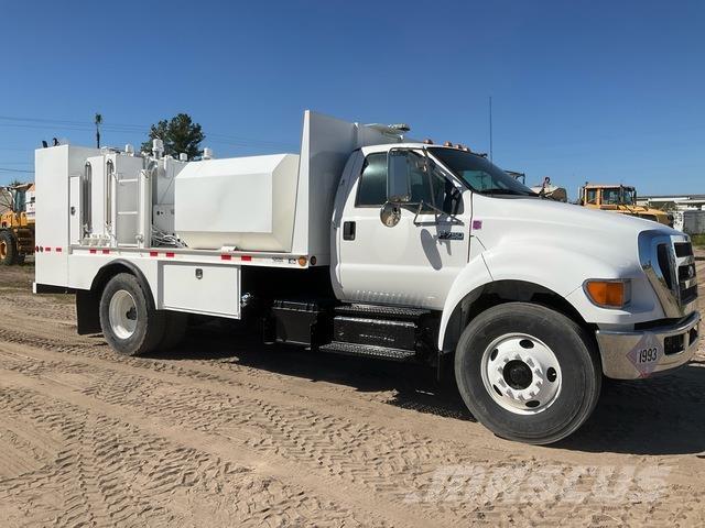 Ford F-750 Βυτιοφόρα φορτηγά