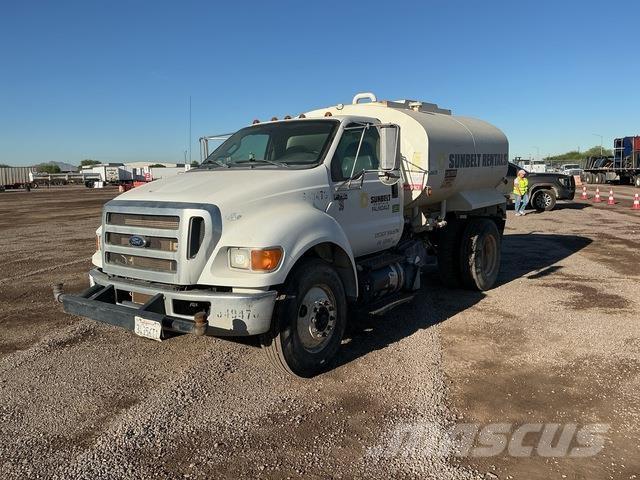 Ford F-750 Βυτία νερού