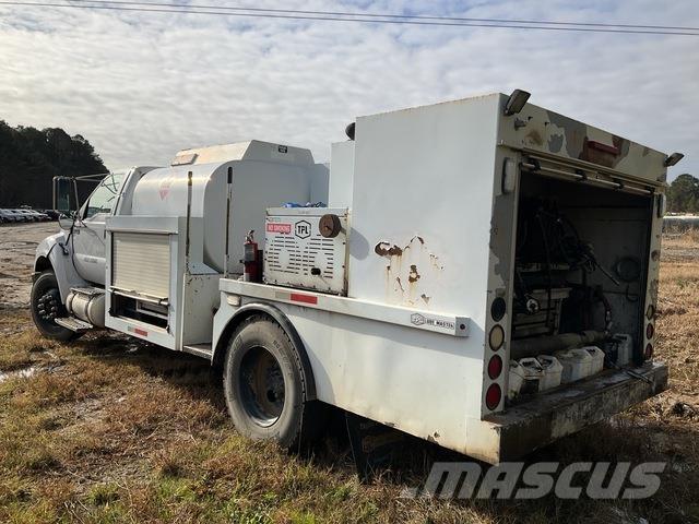 Ford F-750 Βυτιοφόρα φορτηγά