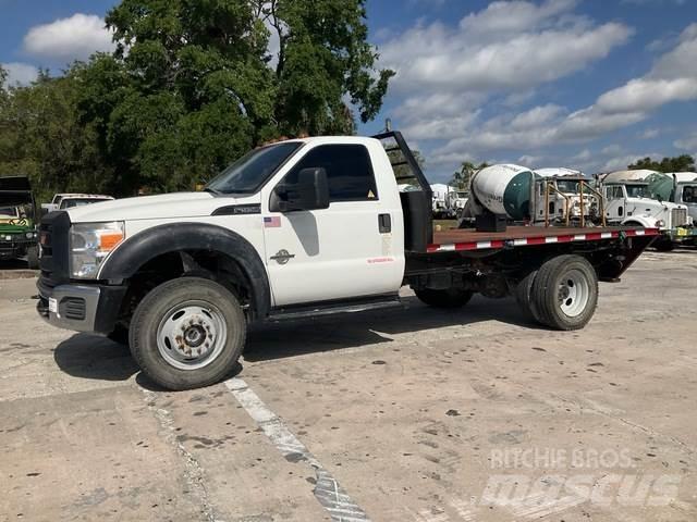 Ford F550 Φορτηγά Kαρότσα με ανοιγόμενα πλαϊνά