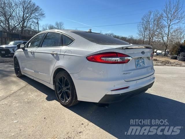 Ford Fusion Αυτοκίνητα
