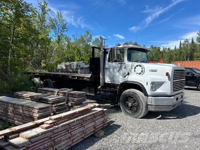 Ford L8000 Οχήματα περισυλλογής