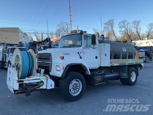 Ford L9000 Αποφρακτικά οχήματα