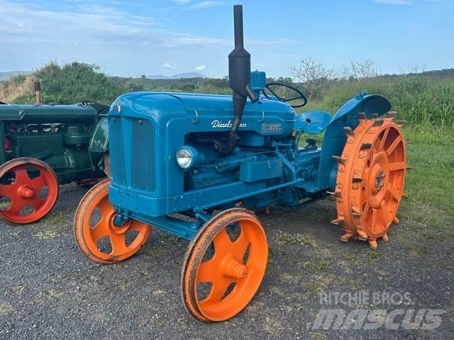 Fordson Major Κατασκευές - Άλλα