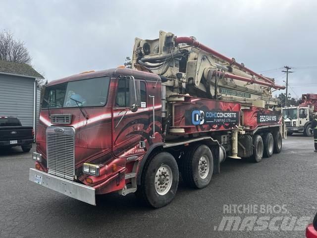 Freightliner  Αντλίες σκυροδέματος