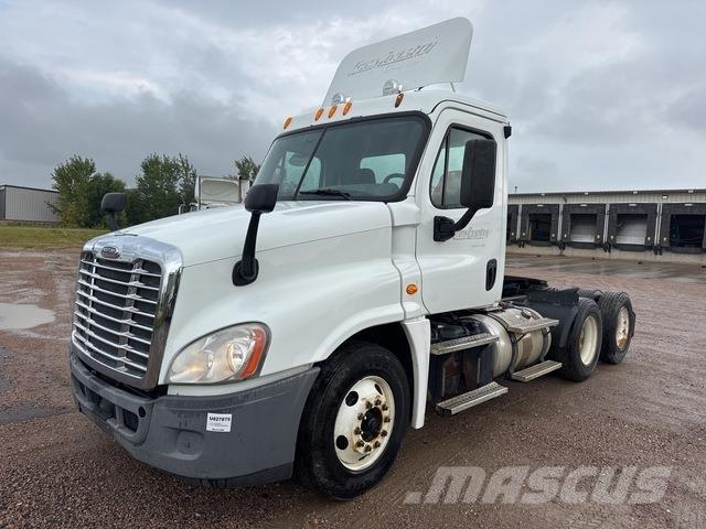 Freightliner  Τράκτορες