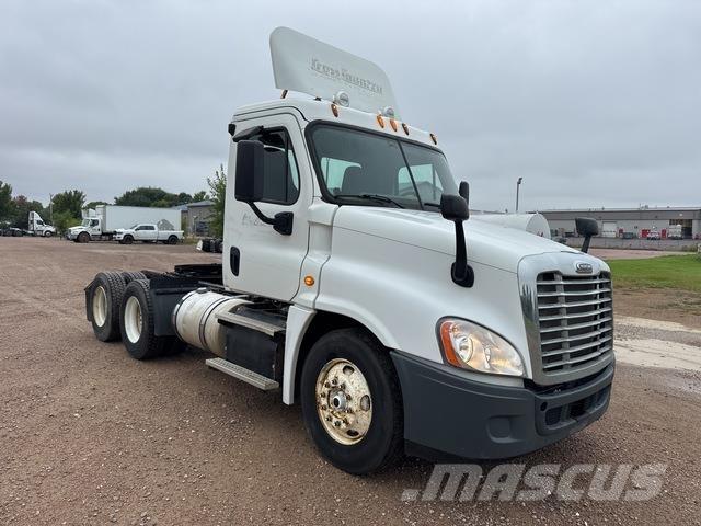 Freightliner  Τράκτορες