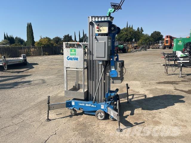 Genie AWP-30S Ανυψωτήρες με κατακόρυφους πυλώνες