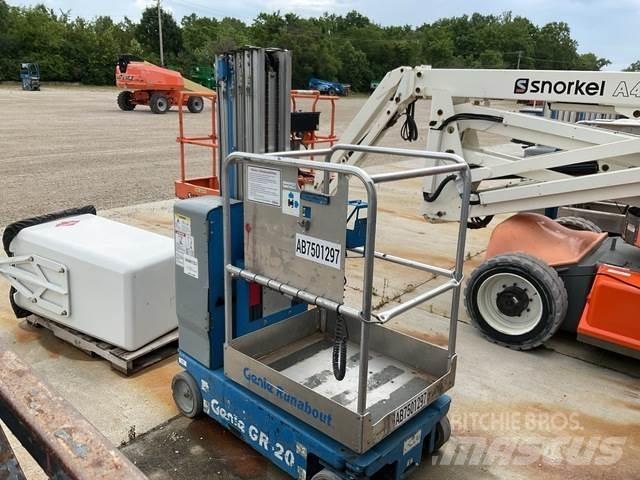 Genie GR-20 Ανυψωτήρες με κατακόρυφους πυλώνες