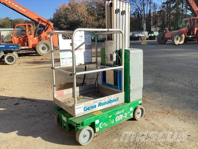 Genie GR-20 Ανυψωτήρες με κατακόρυφους πυλώνες