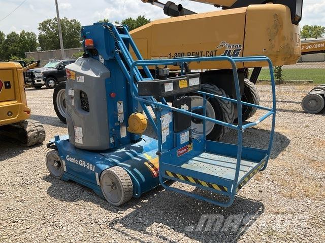 Genie GR-26J Ανυψωτήρες με κατακόρυφους πυλώνες