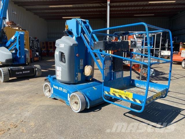 Genie GR-26J Ανυψωτήρες με κατακόρυφους πυλώνες
