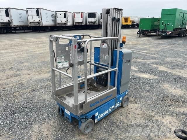 Genie GR20 Ανυψωτήρες με κατακόρυφους πυλώνες