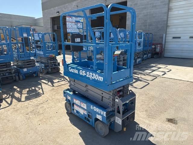 Genie GS-1330M Ανυψωτήρες ψαλιδωτής άρθρωσης