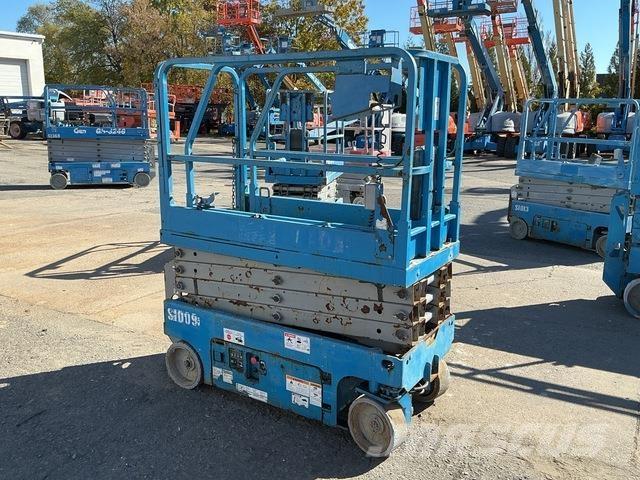 Genie GS-1930 Ανυψωτήρες ψαλιδωτής άρθρωσης