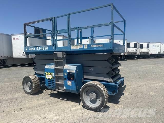Genie GS-4390 Ανυψωτήρες ψαλιδωτής άρθρωσης