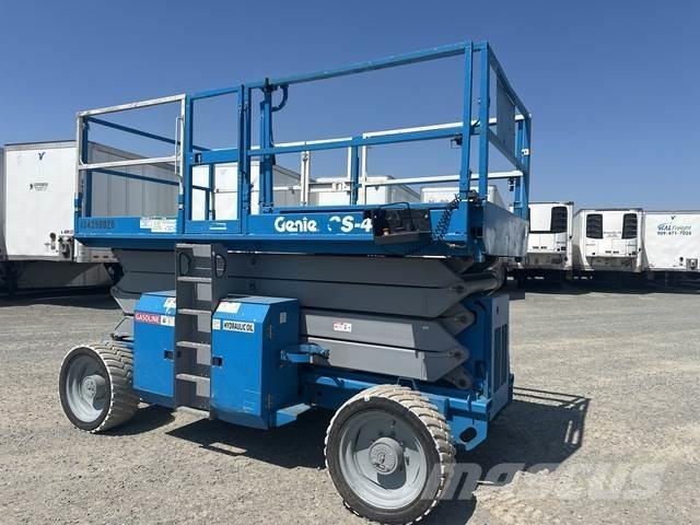 Genie GS-4390 Ανυψωτήρες ψαλιδωτής άρθρωσης