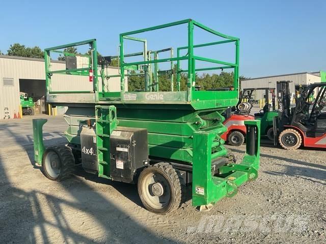 Genie GS-4390 Ανυψωτήρες ψαλιδωτής άρθρωσης